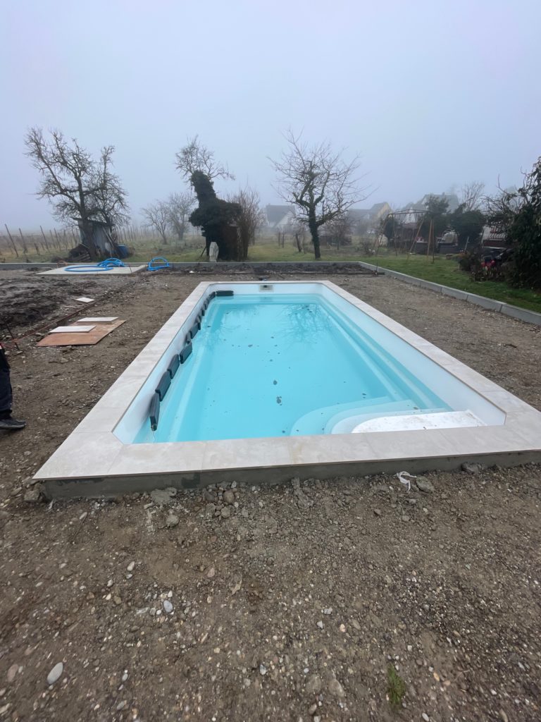 AN Rénovation - piscine après pose de bordure