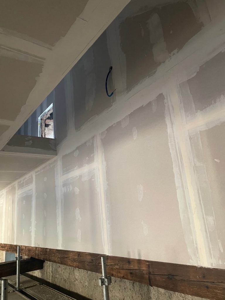 AN Rénovation - placo avec préparation pour pose escalier
